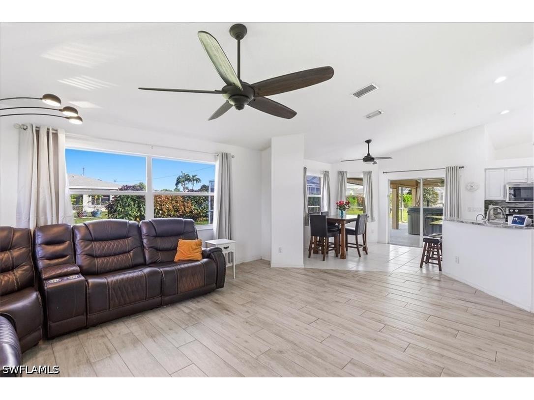 1702 SE 11th Avenue Cape Coral FL 33990 226026346 image16