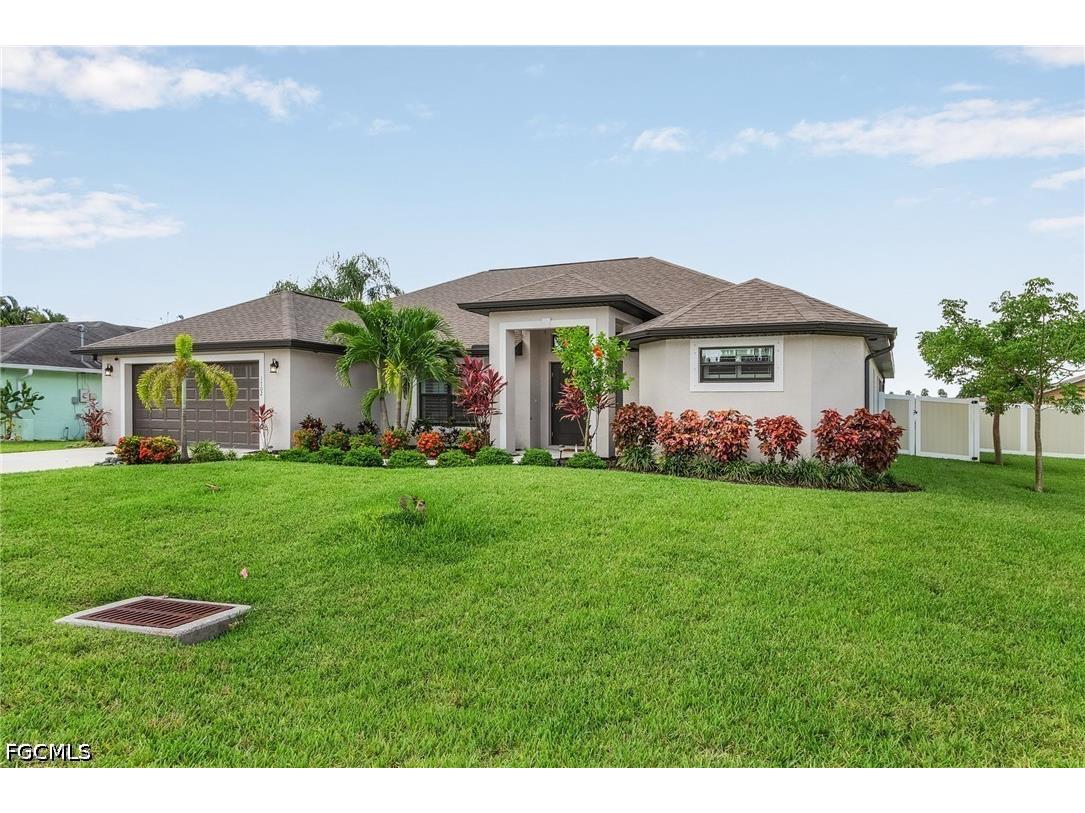 1702 SE 1st Terrace Cape Coral FL 33990 2026019471 image1