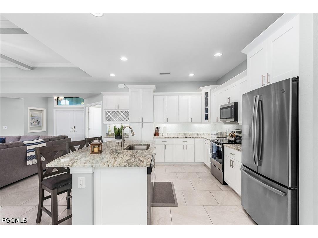 1702 SE 1st Terrace Cape Coral FL 33990 2026019471 image9