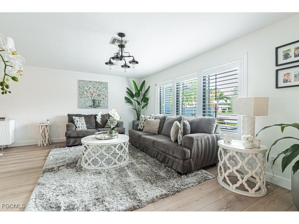 1702 Whiskey Creek Drive Fort Myers FL 33919 2025019435 image12