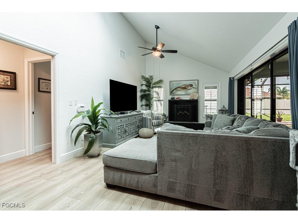 1702 Whiskey Creek Drive Fort Myers FL 33919 2025019435 image21