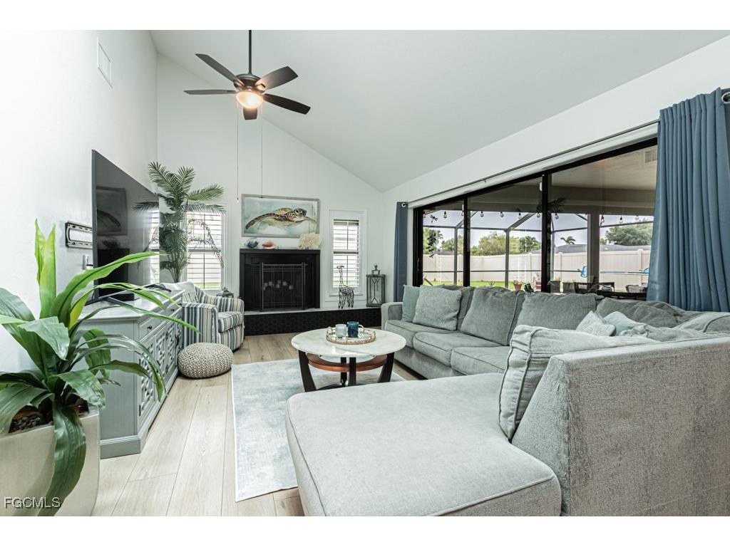 1702 Whiskey Creek Drive Fort Myers FL 33919 2025019435 image22