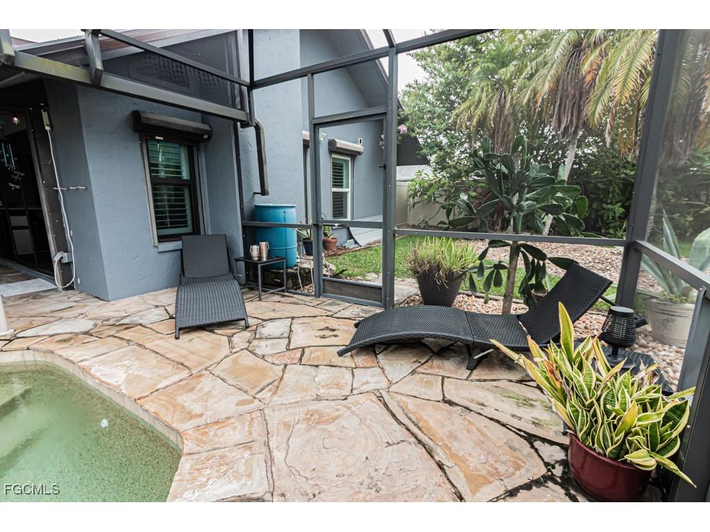 1702 Whiskey Creek Drive Fort Myers FL 33919 2025019435 image34