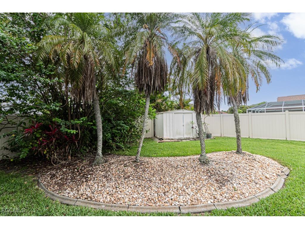 1702 Whiskey Creek Drive Fort Myers FL 33919 2025019435 image36