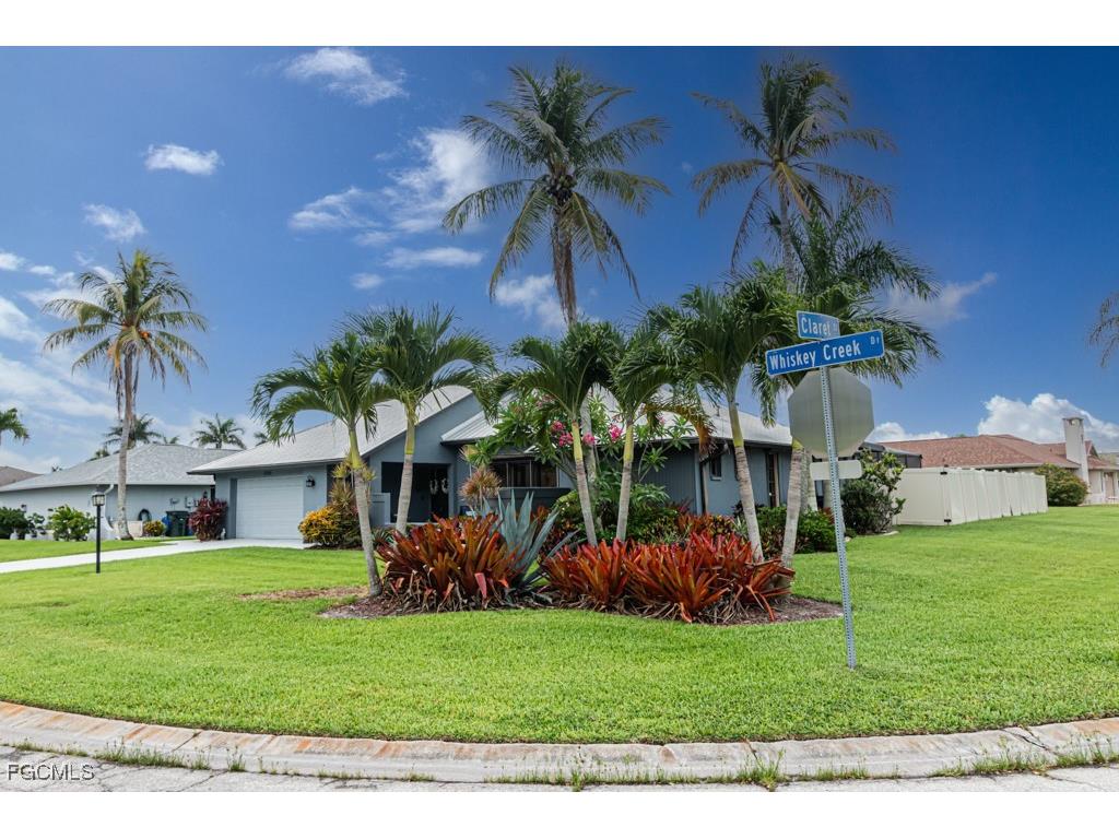 1702 Whiskey Creek Drive Fort Myers FL 33919 2025019435 image7