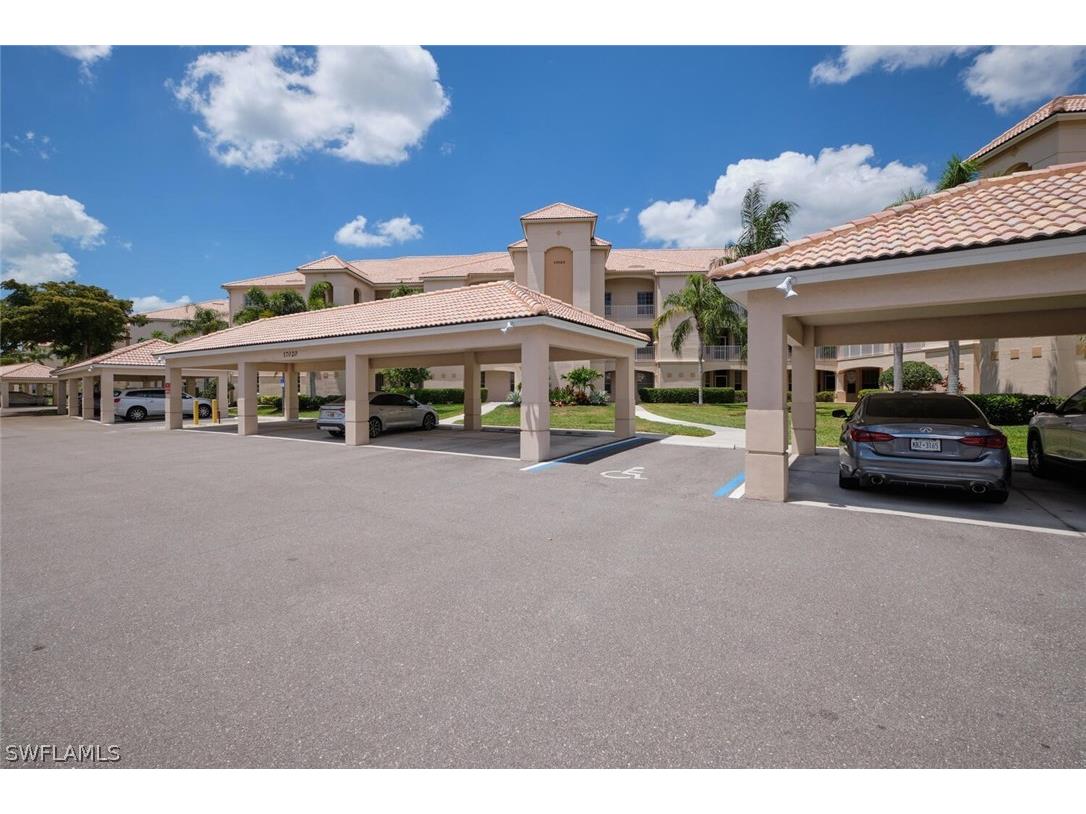 17020 Willowcrest Way #304 Fort Myers FL 33908 224040701 image1