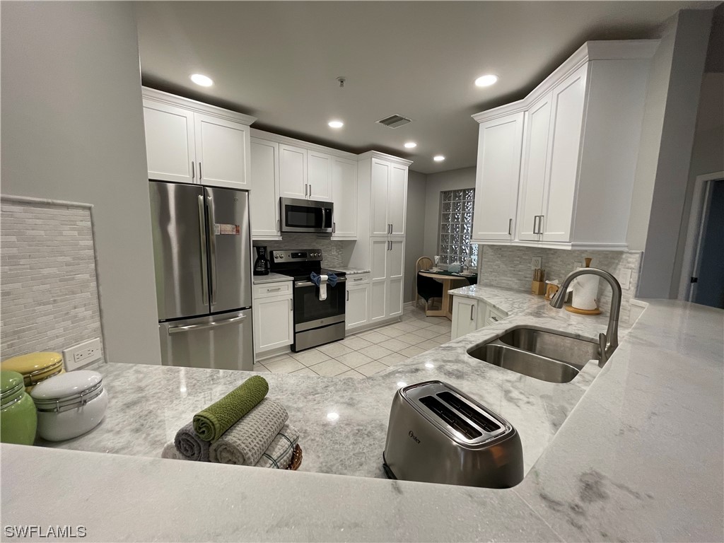 17020 Willowcrest Way #308 Fort Myers FL 33908 223037097 image1