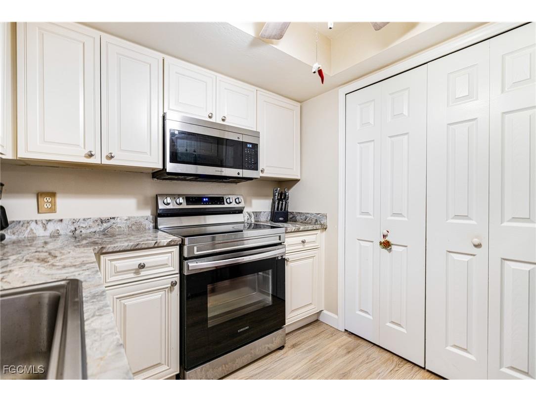 17025 Golfside Circle #303 Fort Myers FL 33908 2025011142 image12