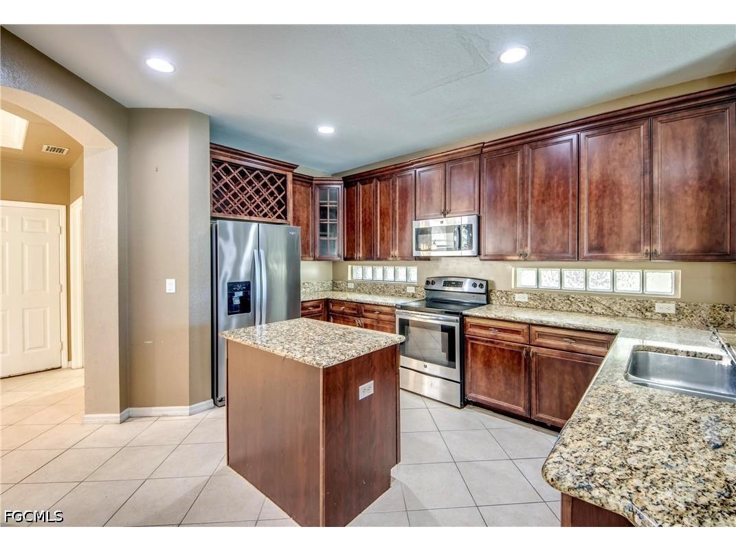 17026 Tremont Street Fort Myers FL 33908 2026023545 image5