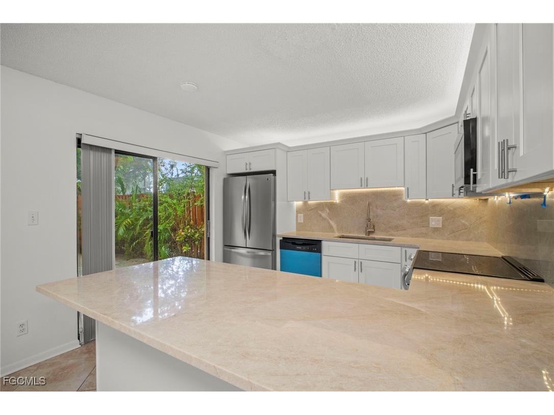 1703 Park Meadows Drive Fort Myers FL 33907 2025006344 image21