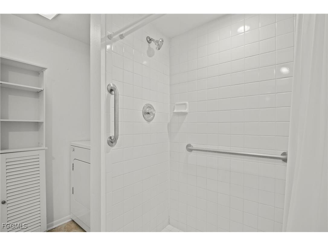 1703 Park Meadows Drive Fort Myers FL 33907 2025006344 image25