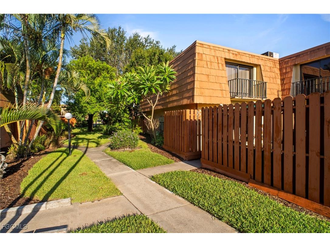 1703 Park Meadows Drive Fort Myers FL 33907 2025006344 image39
