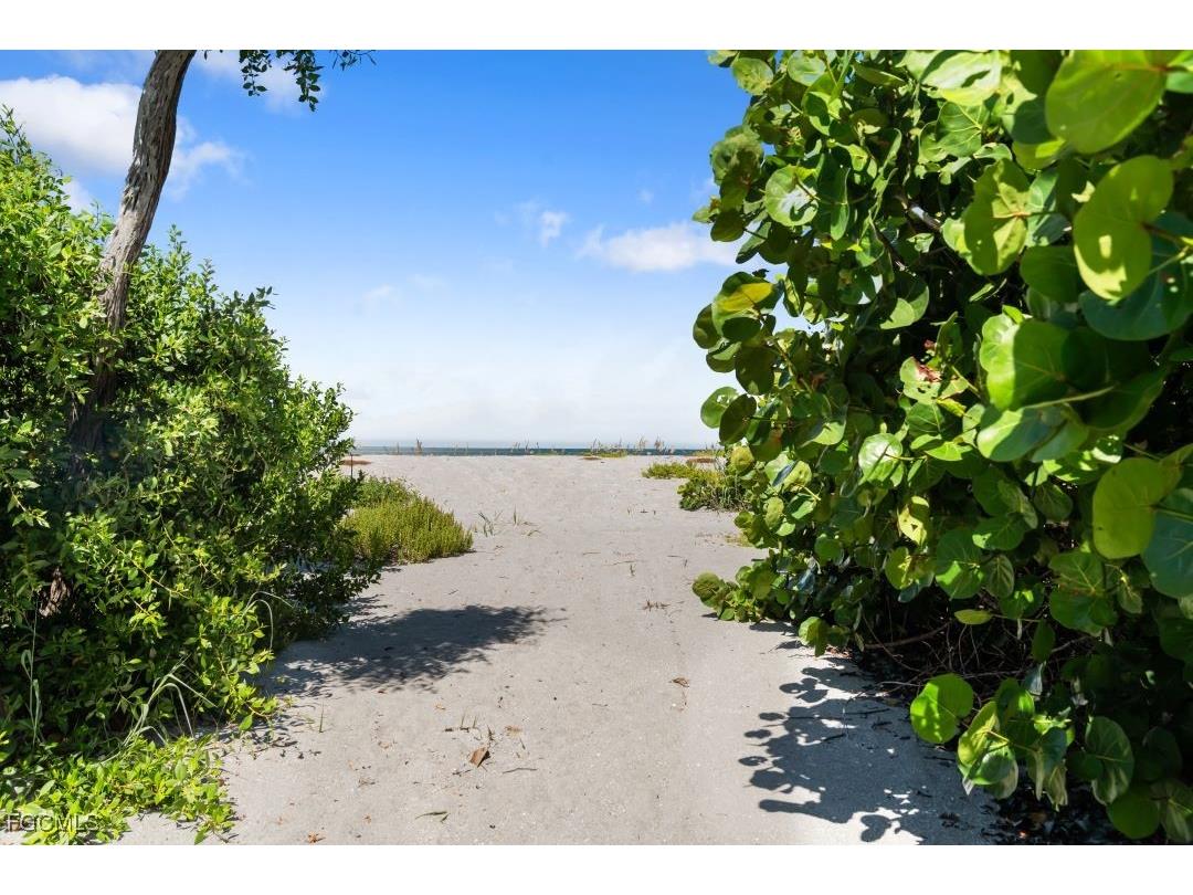 17030 Captiva Drive Captiva FL 33924 2025006303 image21