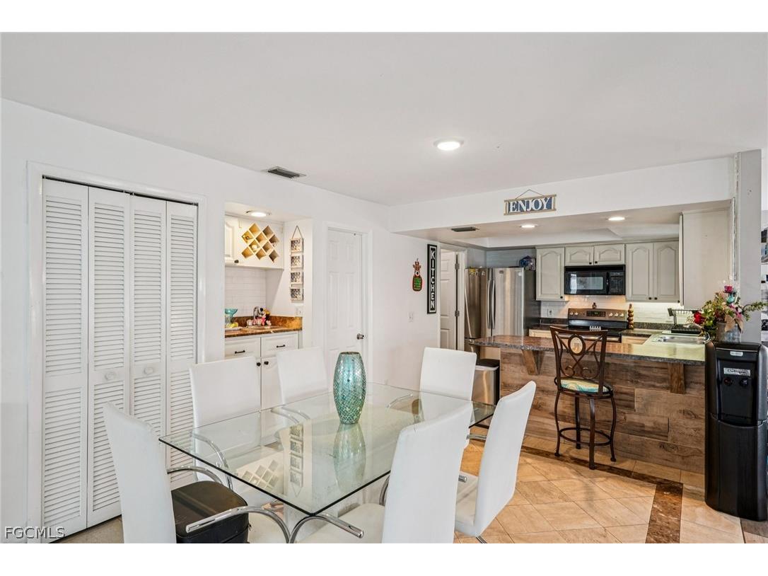 17034 Golfside Circle #701 Fort Myers FL 33908 2026010609 image10