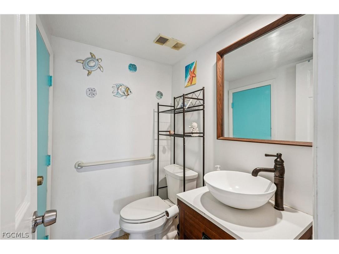 17034 Golfside Circle #701 Fort Myers FL 33908 2026010609 image18