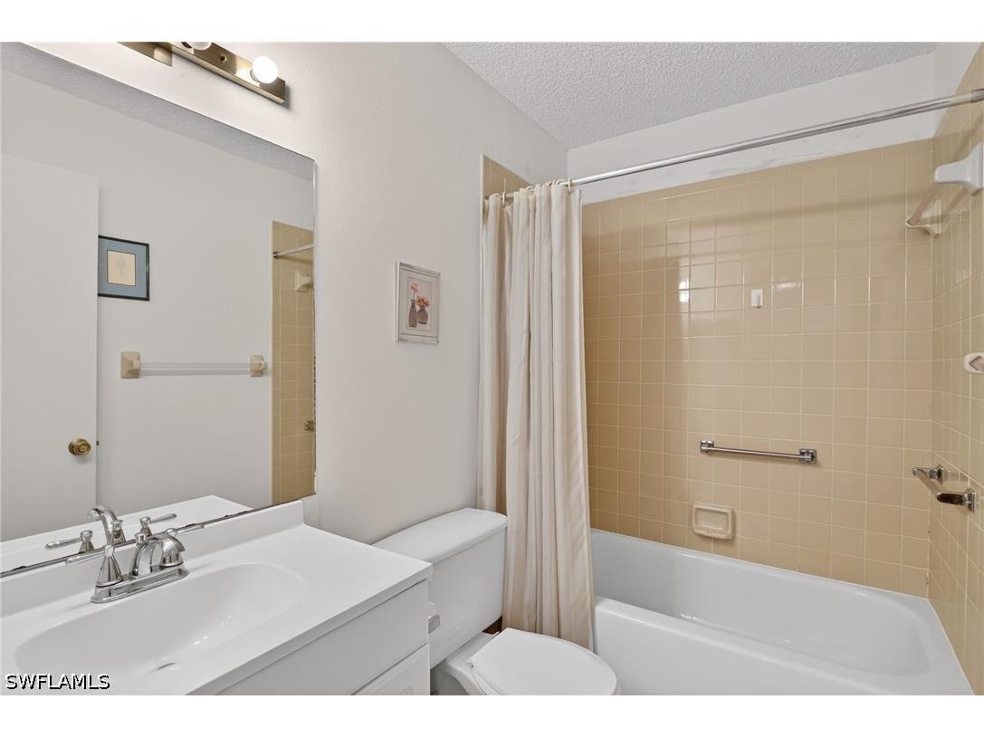1704 Kings Lake Boulevard #201 Naples FL 34112 226012581 image19