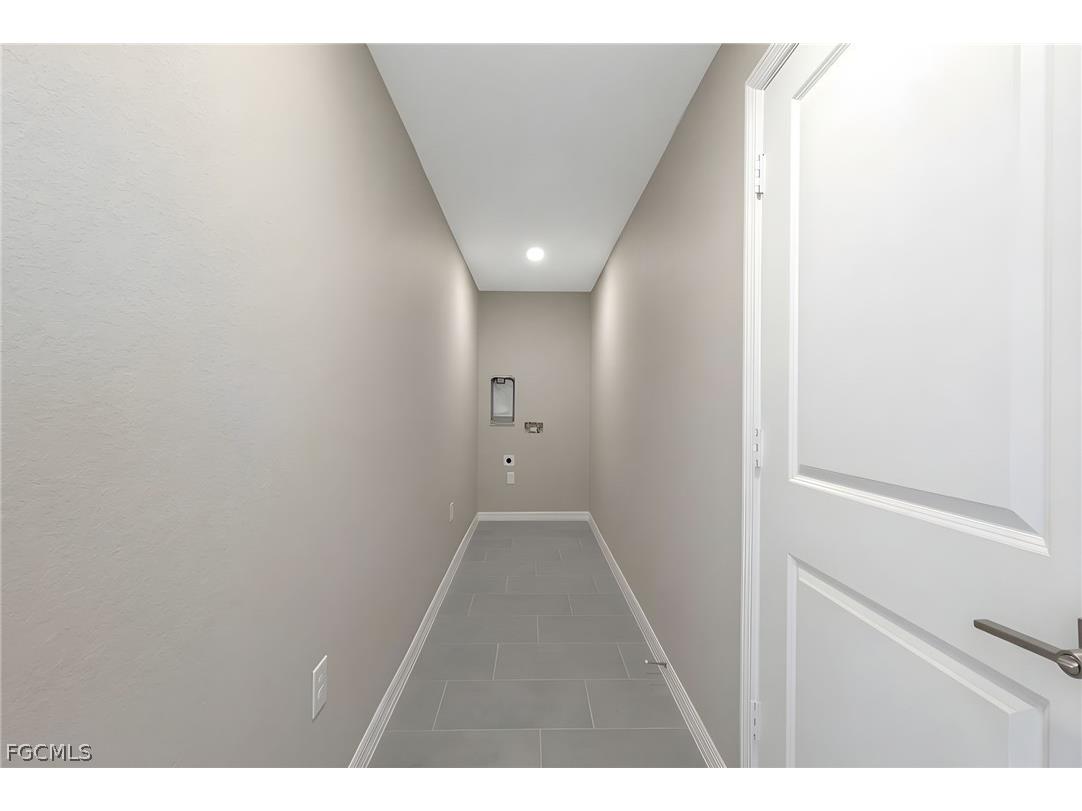 1704 NE 33rd Lane Cape Coral FL 33909 2026012749 image24