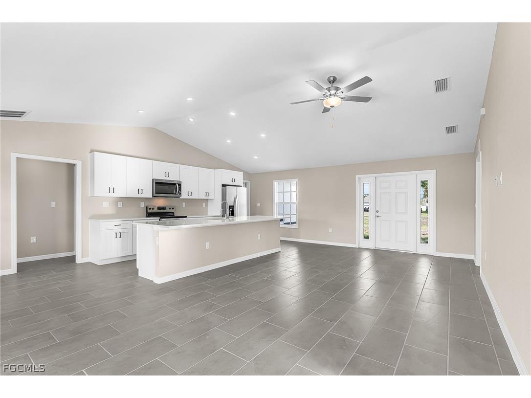 1704 NE 33rd Lane Cape Coral FL 33909 2026012749 image9