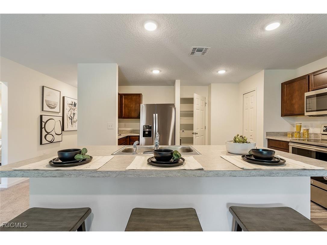 1704 NW 12th Terrace Cape Coral FL 33993 2025011117 image15