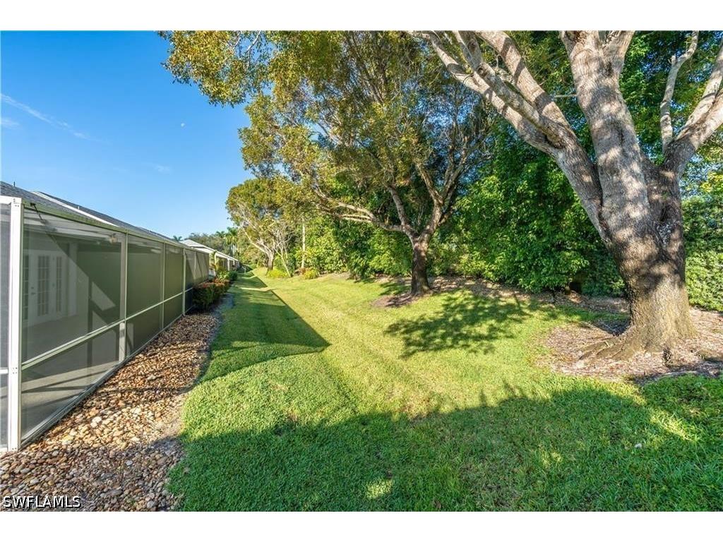 1704 Royal Circle #602 Naples FL 34112 226014960 image21
