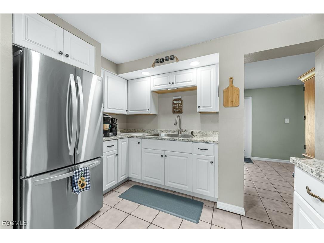 17040 E Lake Drive North Fort Myers FL 33917 2025017252 image12