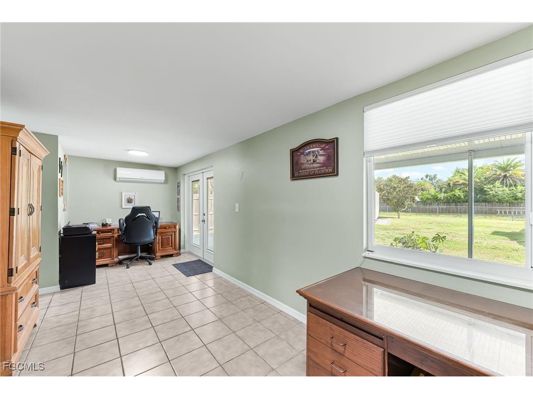 17040 E Lake Drive North Fort Myers FL 33917 2025017252 image16