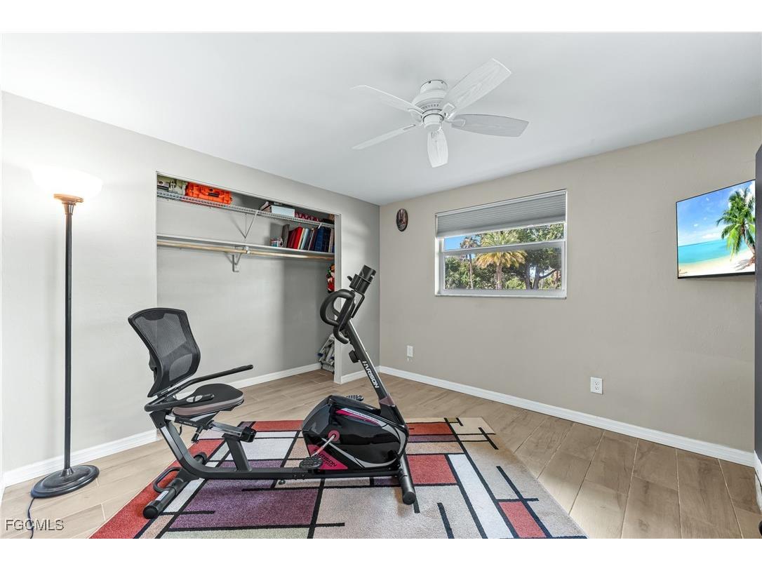 17040 E Lake Drive North Fort Myers FL 33917 2025017252 image23