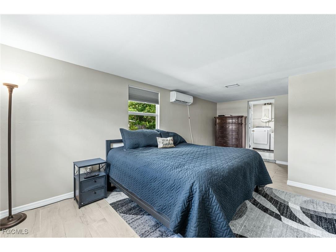 17040 E Lake Drive North Fort Myers FL 33917 2025017252 image25