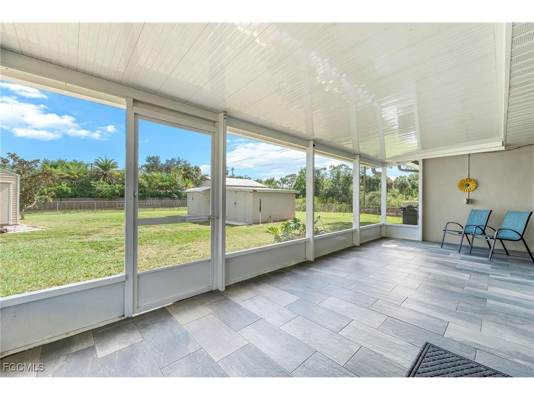 17040 E Lake Drive North Fort Myers FL 33917 2025017252 image27
