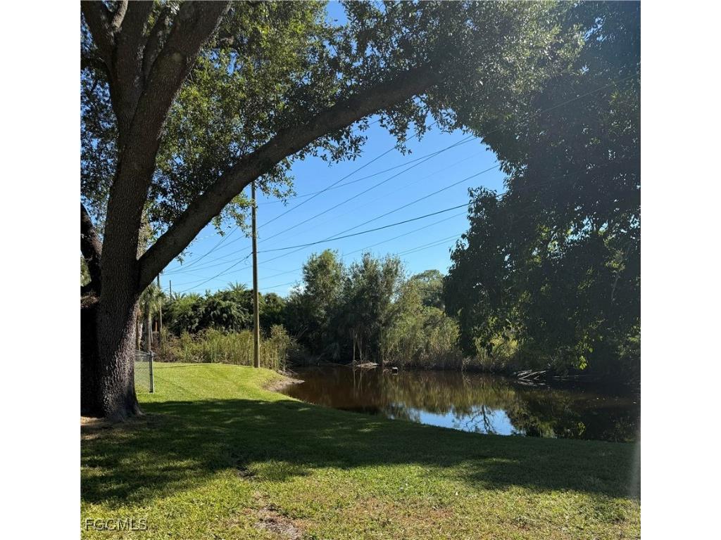 17040 E Lake Drive North Fort Myers FL 33917 2025017252 image5