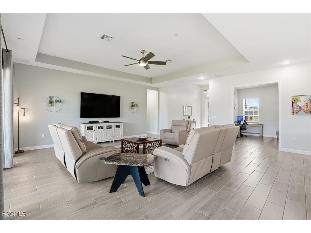 17040 Serengeti Circle Alva FL 33920 2025021763 image9