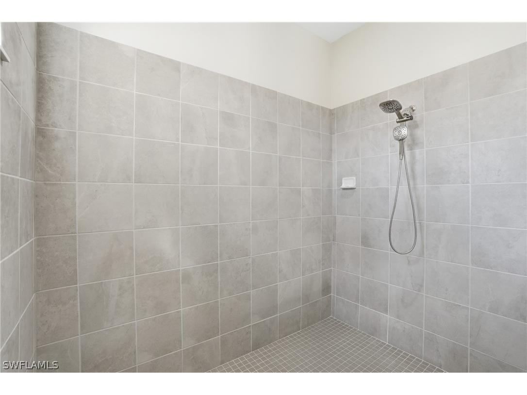 17040 Serengeti Circle Alva FL 33920 226006132 image22