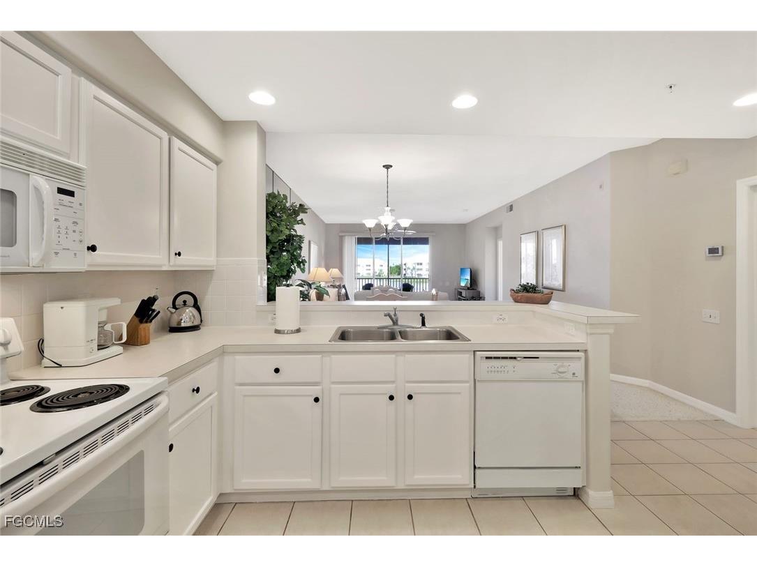 17040 Willowcrest Way #205 Fort Myers FL 33908 2025011162 image16