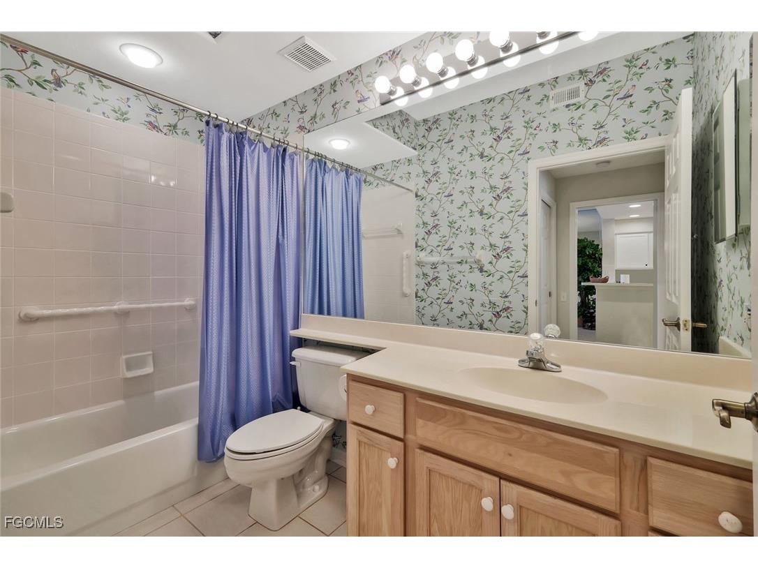 17040 Willowcrest Way #205 Fort Myers FL 33908 2025011162 image25