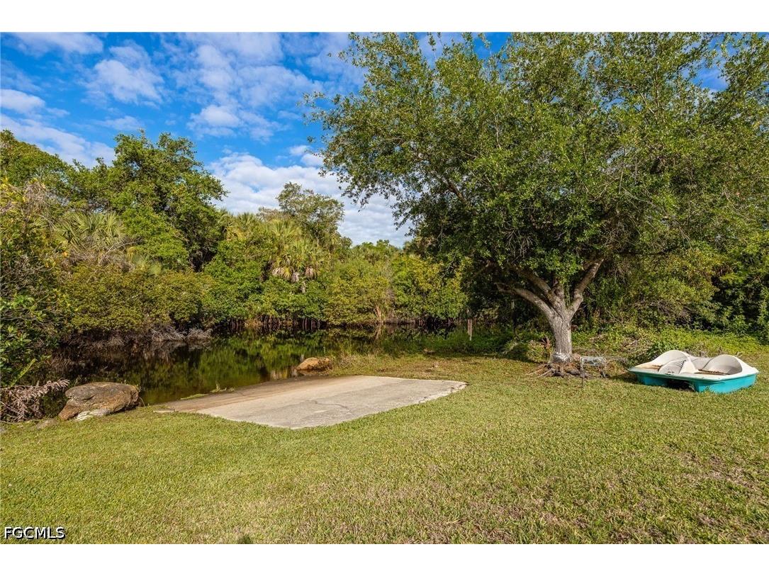 17041 E Lake Drive North Fort Myers FL 33917 2026018189 image2