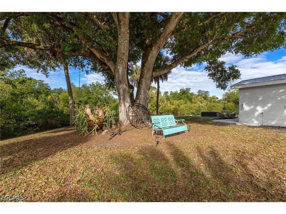 17041 E Lake Drive North Fort Myers FL 33917 2026018189 image32