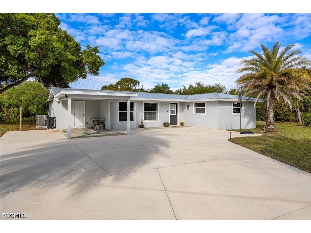 17041 E Lake Drive North Fort Myers FL 33917 2026018189 image34