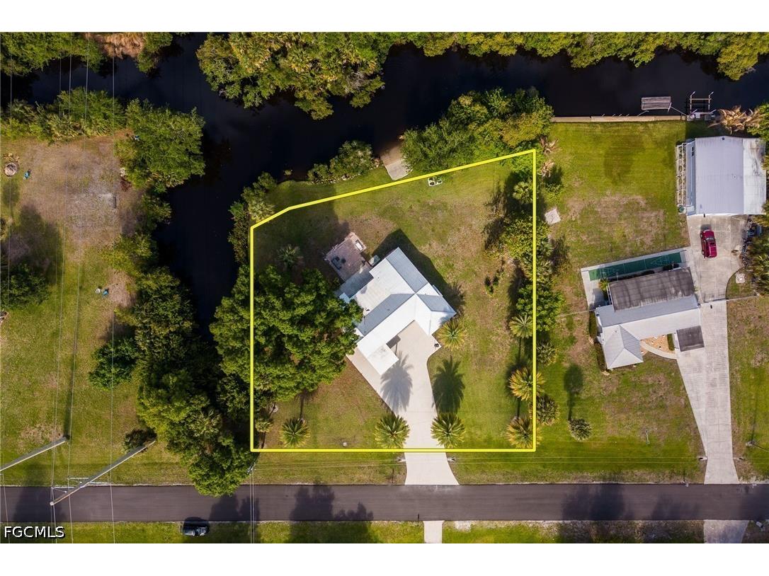 17041 E Lake Drive North Fort Myers FL 33917 2026018189 image7