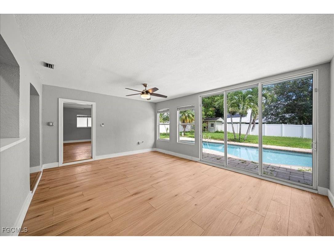 17042 Wayzata Court North Fort Myers FL 33917 2025010020 image10