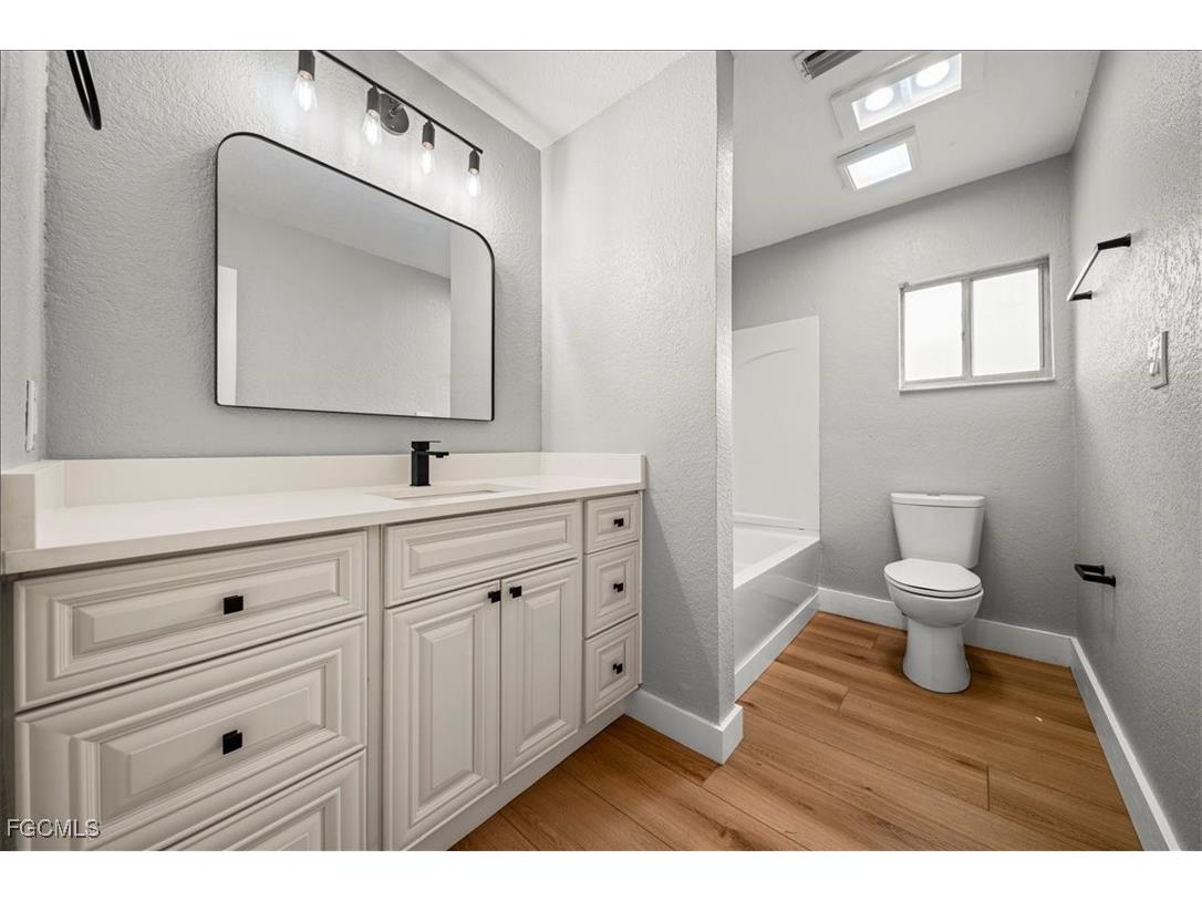 17042 Wayzata Court North Fort Myers FL 33917 2025010020 image23