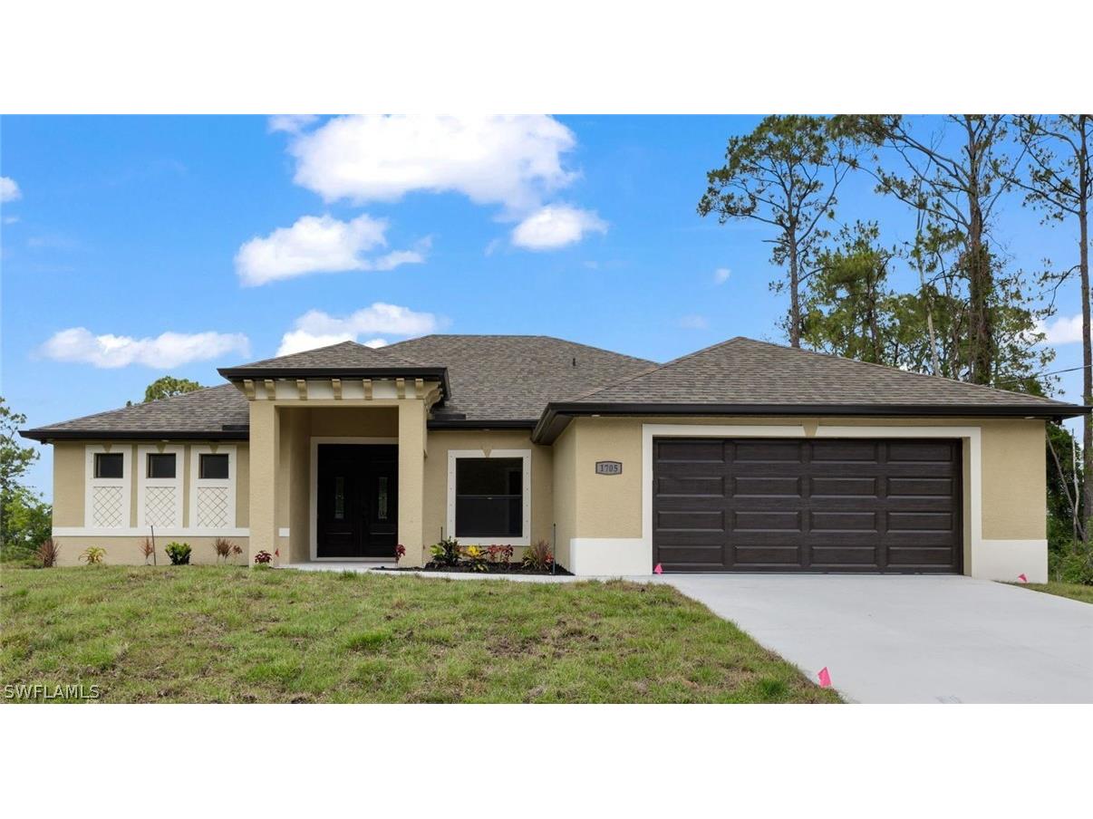 1705 Colonial Avenue Lehigh Acres FL 33971 224054596 image1