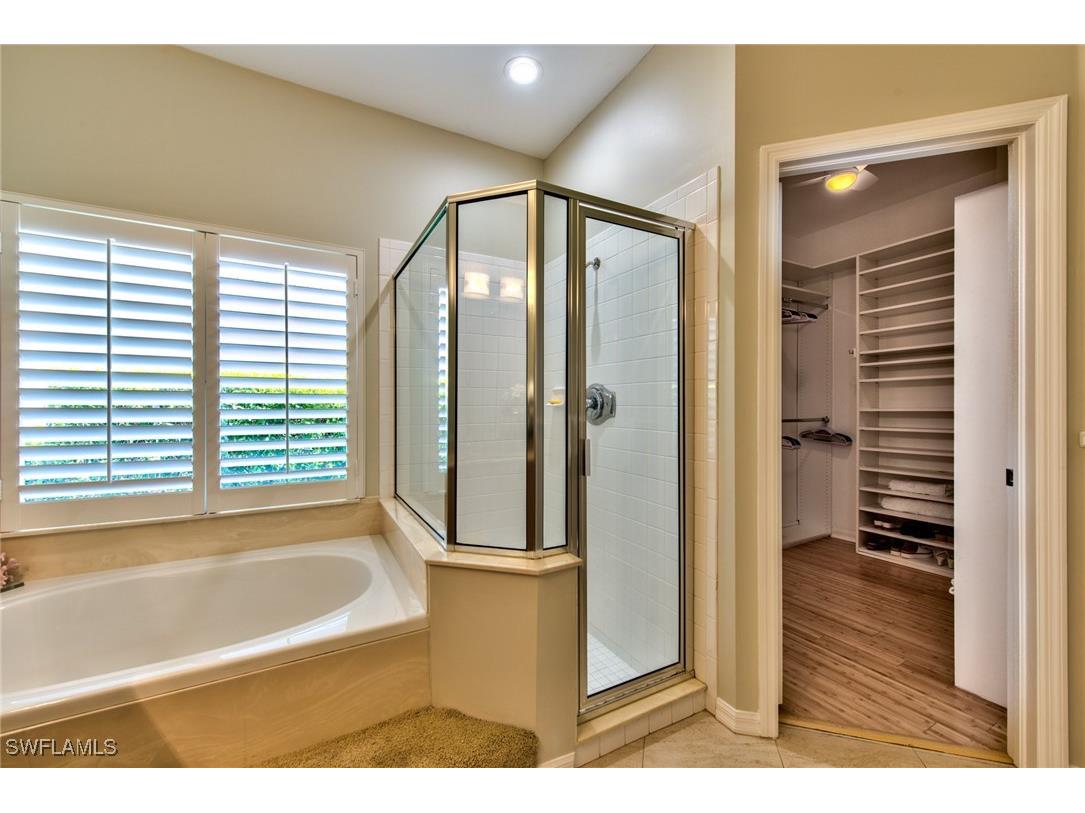 1705 Marsh Run Naples FL 34109 225056554 image19