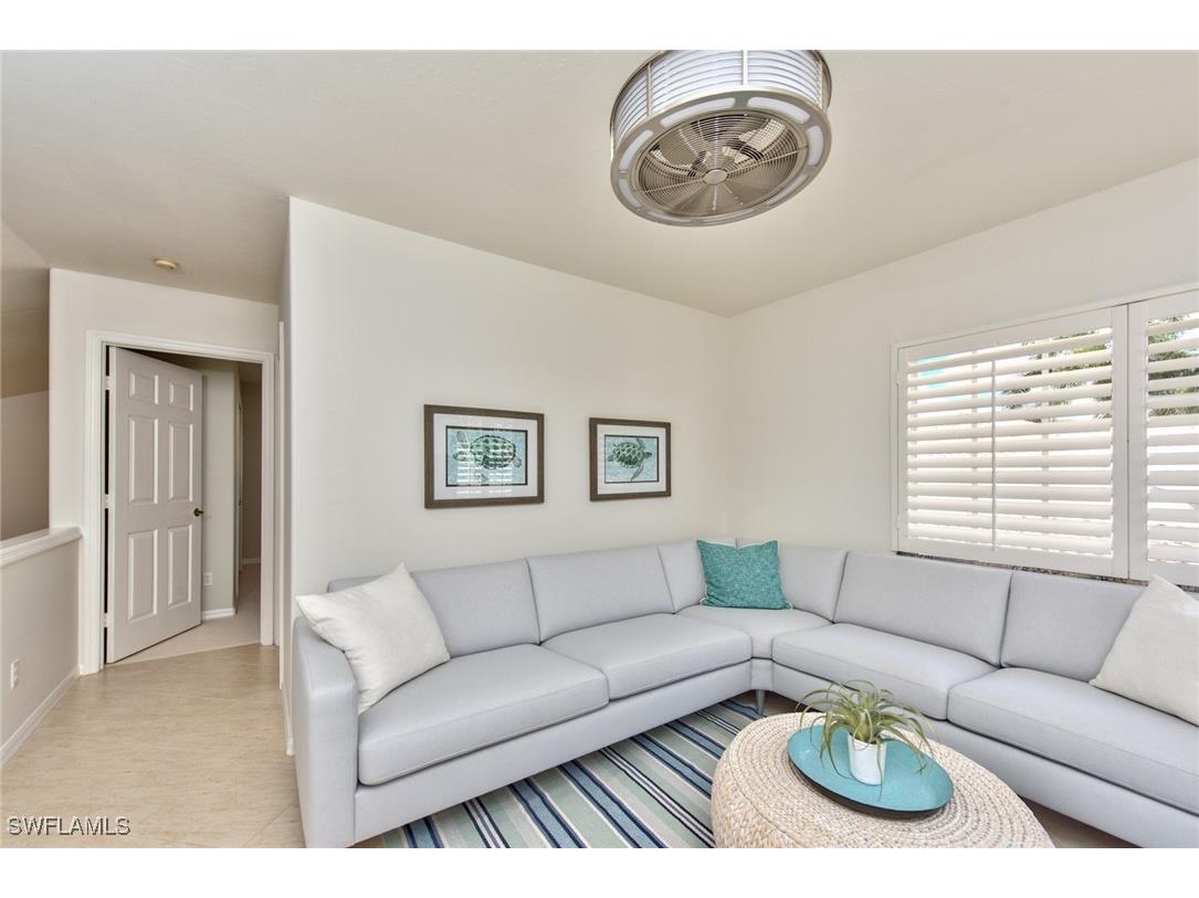 1705 Marsh Run Naples FL 34109 225056554 image22