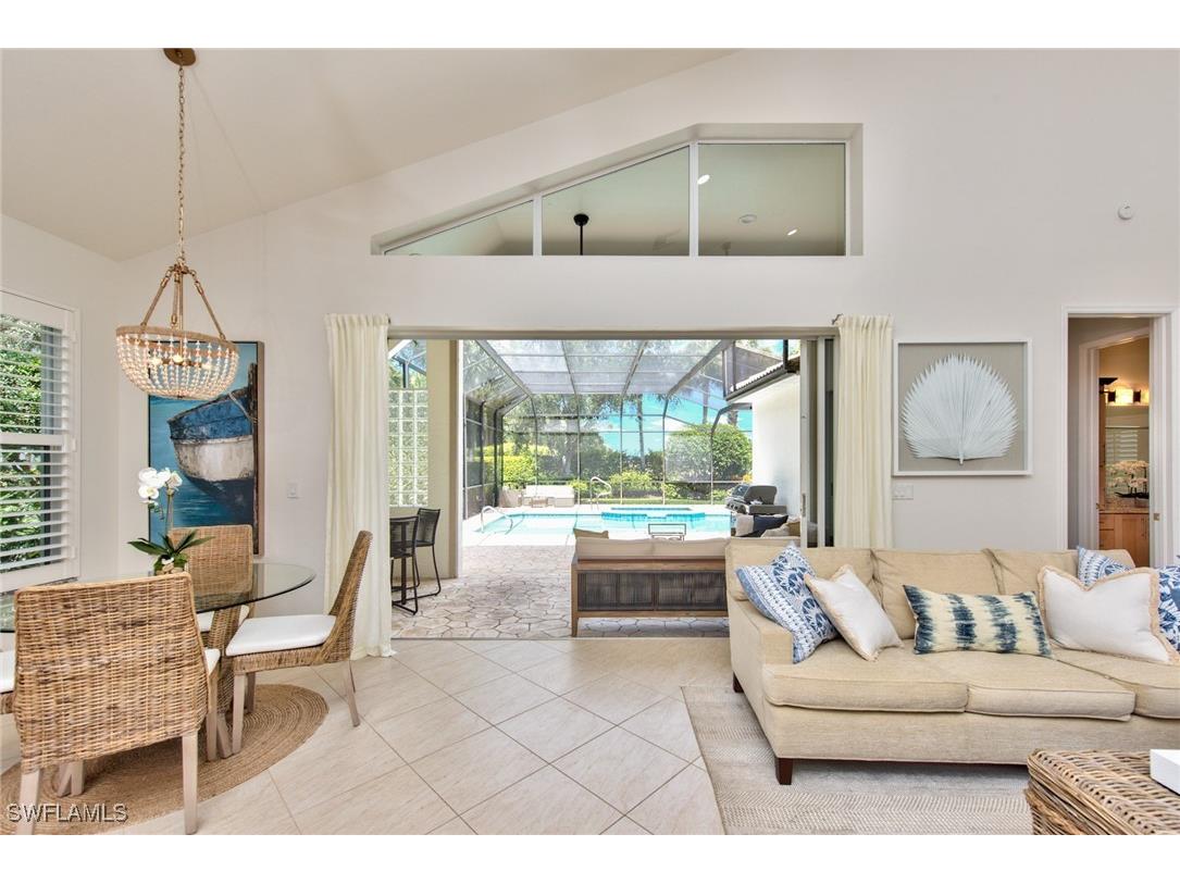 1705 Marsh Run Naples FL 34109 225056554 image8