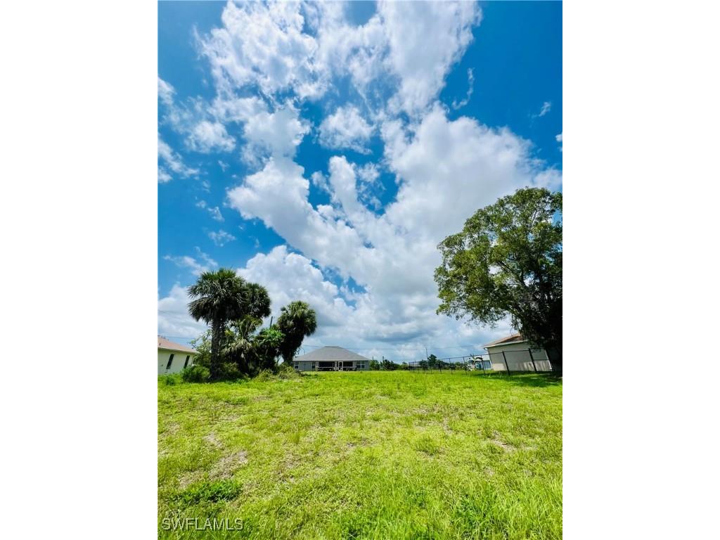 1705 NE 26th Terrace Cape Coral FL 33909 225053642 image2