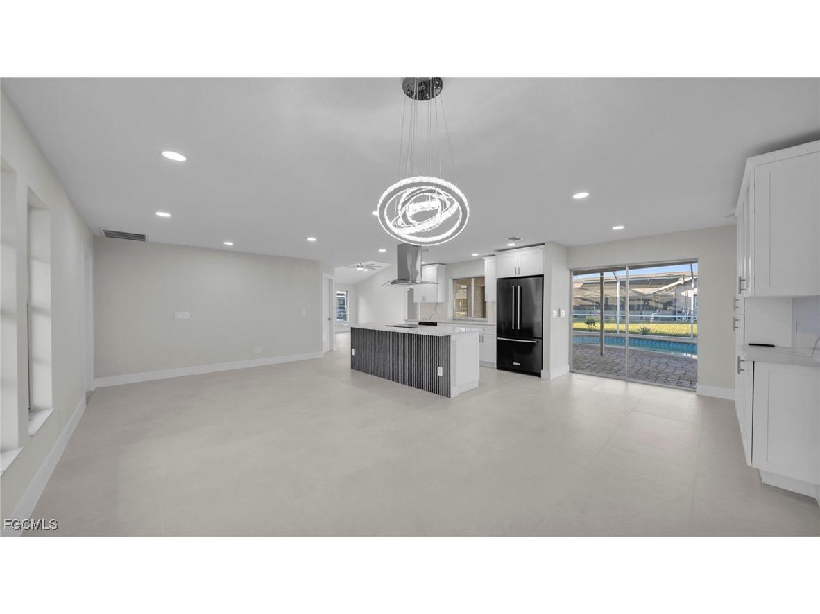 1705 SE 6th Terrace Cape Coral FL 33990 2026006057 image2