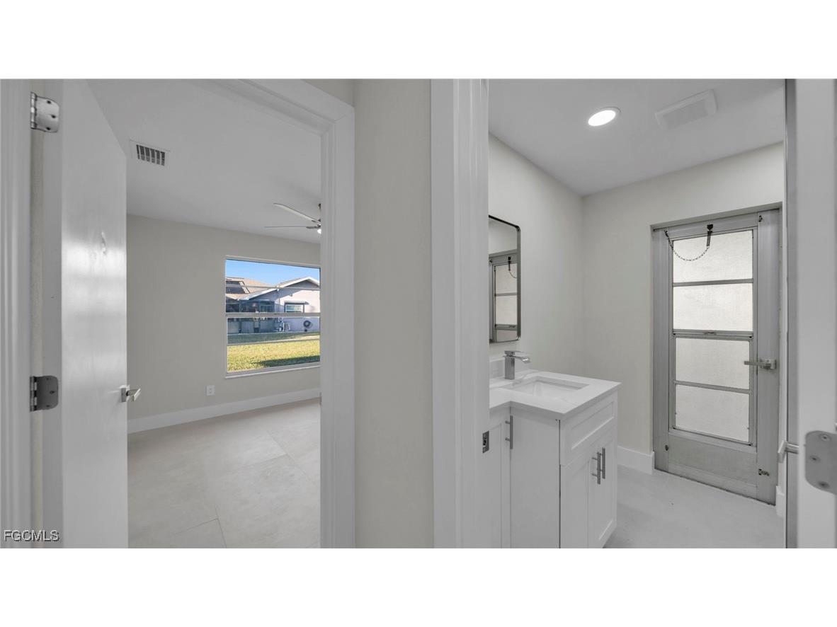 1705 SE 6th Terrace Cape Coral FL 33990 2026006057 image29