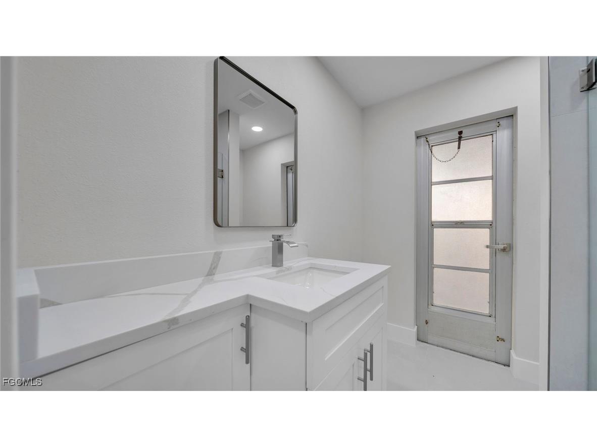 1705 SE 6th Terrace Cape Coral FL 33990 2026006057 image31