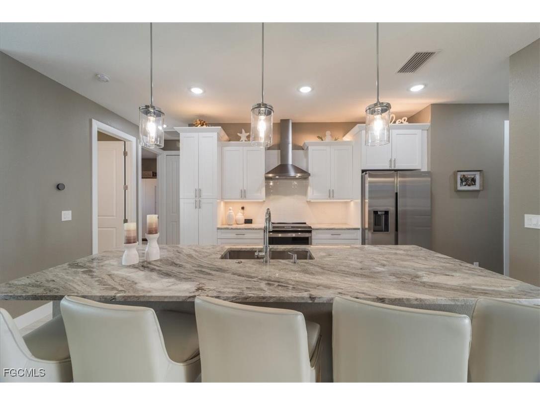 1705 SW 31st Lane Cape Coral FL 33914 2025015226 image10