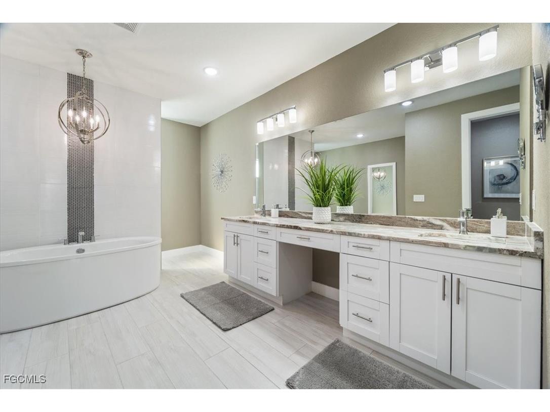 1705 SW 31st Lane Cape Coral FL 33914 2025015226 image18